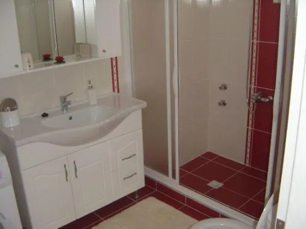 אלאקאטי Pembe Villa דירה