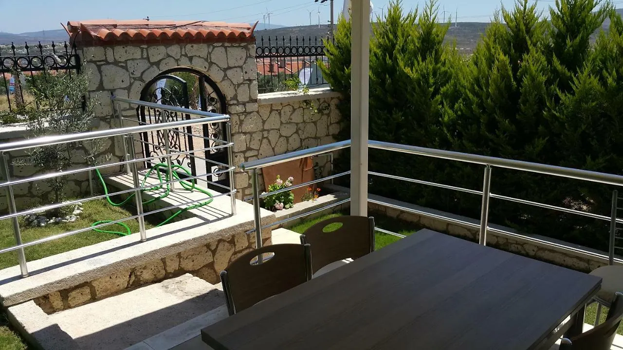 אלאקאטי Pembe Villa