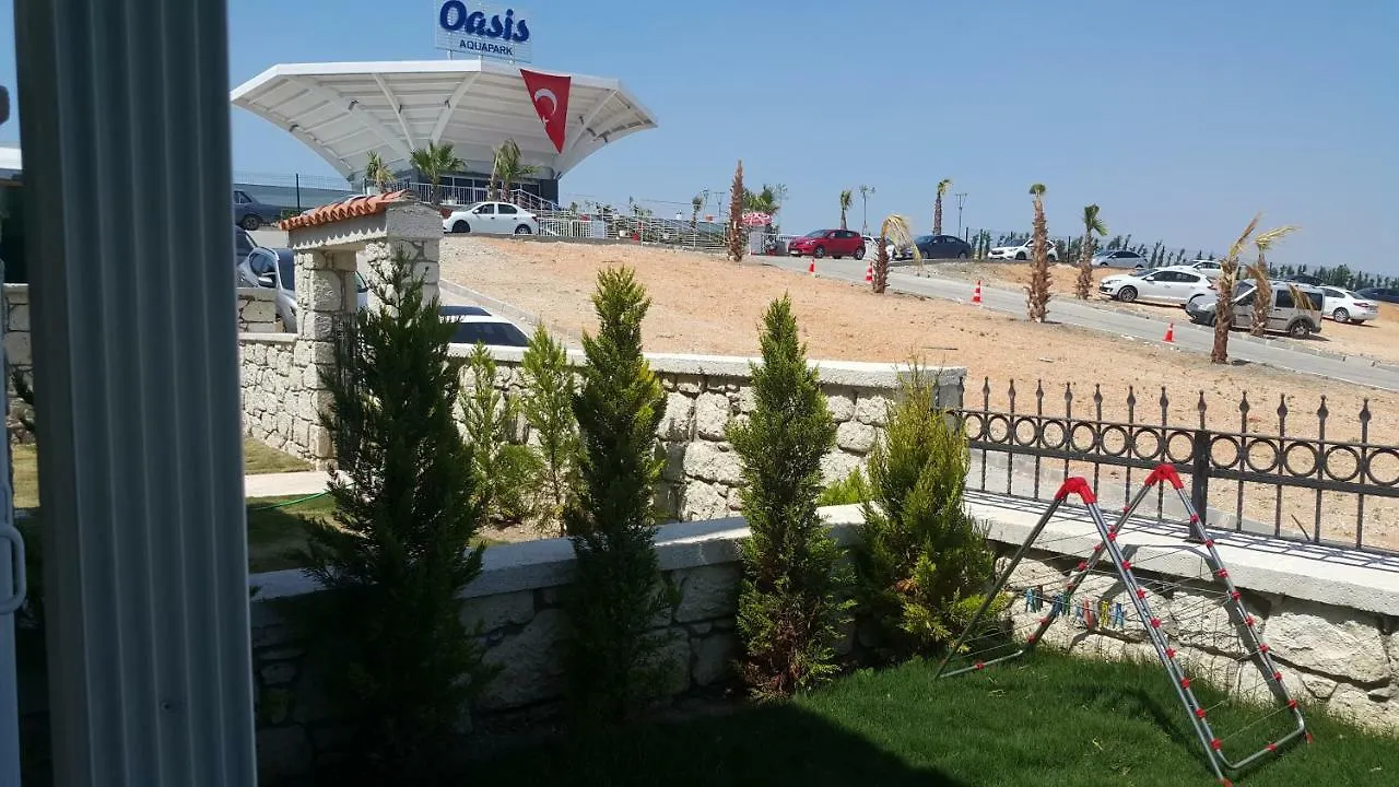 אלאקאטי Pembe Villa דירה
