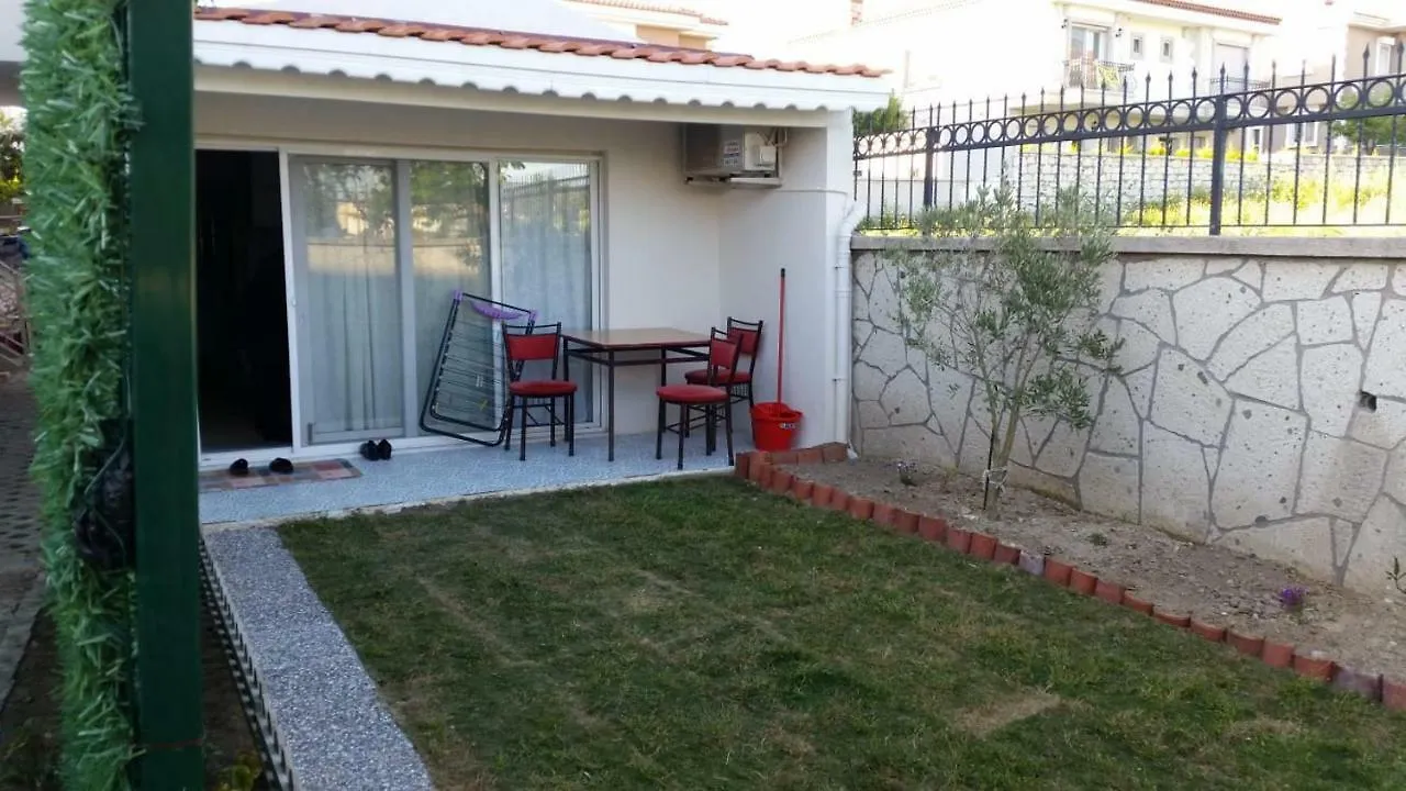 אלאקאטי Pembe Villa